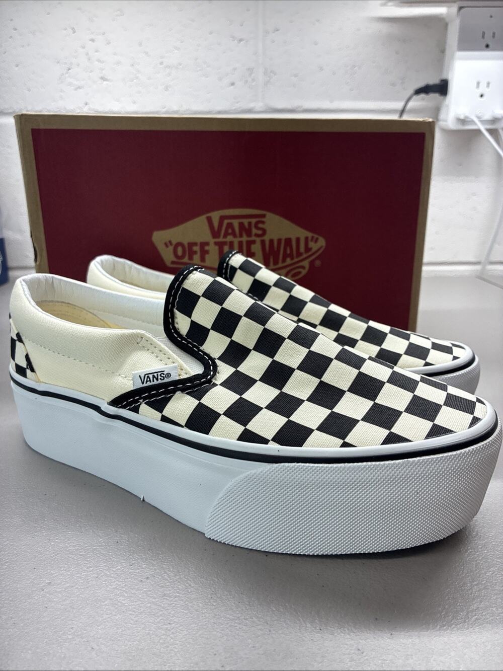 Vans Shoes Women’s 7.5 White Slip On Stackform Platform Sneakers Checkerboard